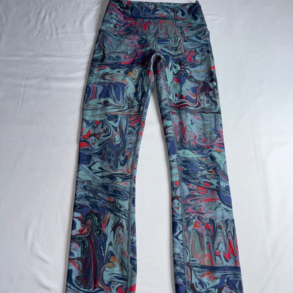 Lululemon High Rise Leggings Size 2 Marble Swirl Blue Pink LW6BNKS Yoga Tights